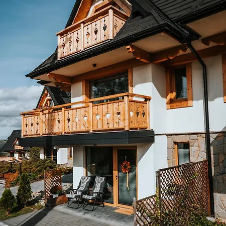 Chalet Mountain Base - Dom Hrabiego